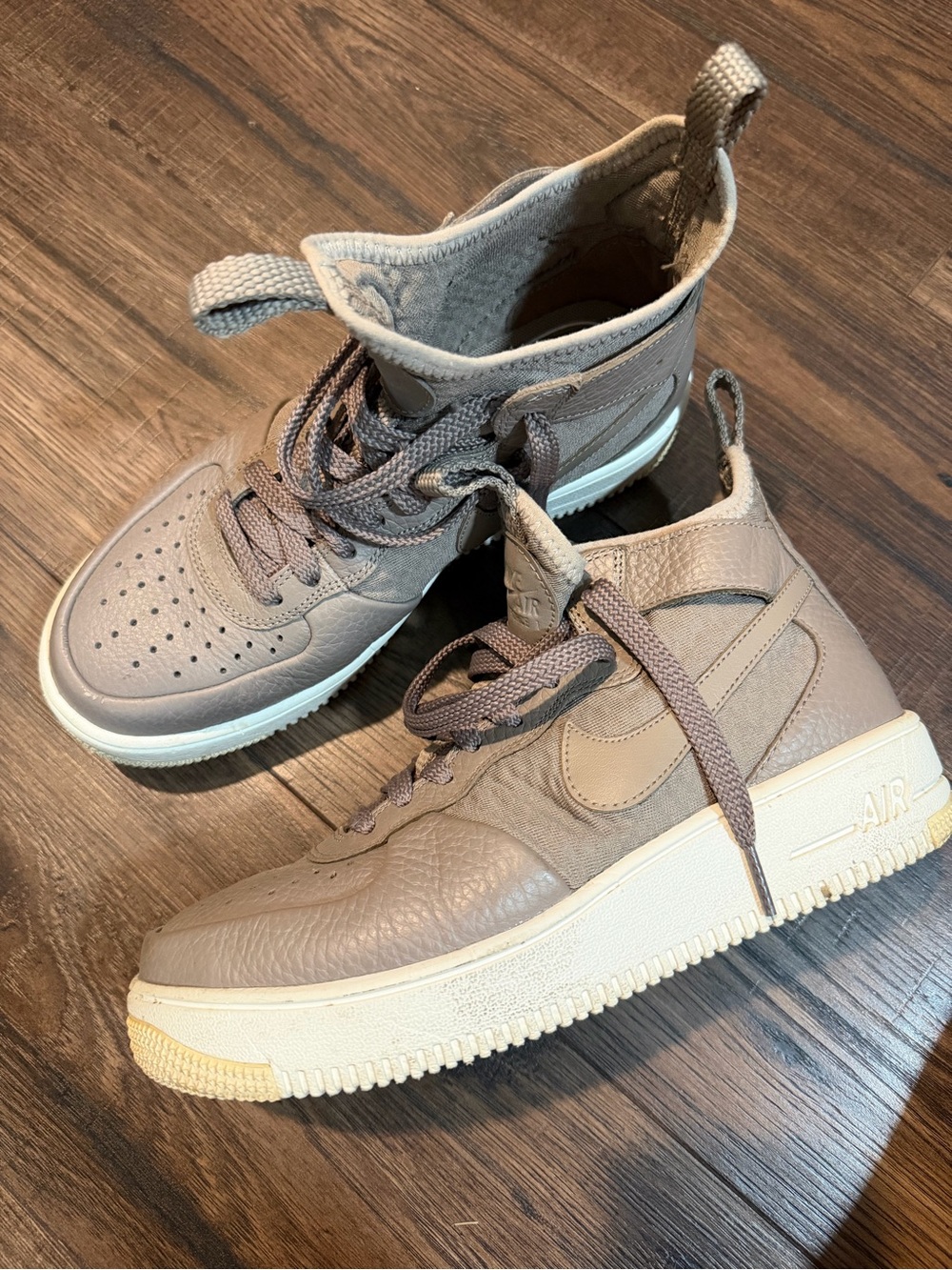 Nike Women's Air Force 1 UltraForce Mid 'Sepia Stone